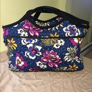 Vera Bradley carry all travel bag